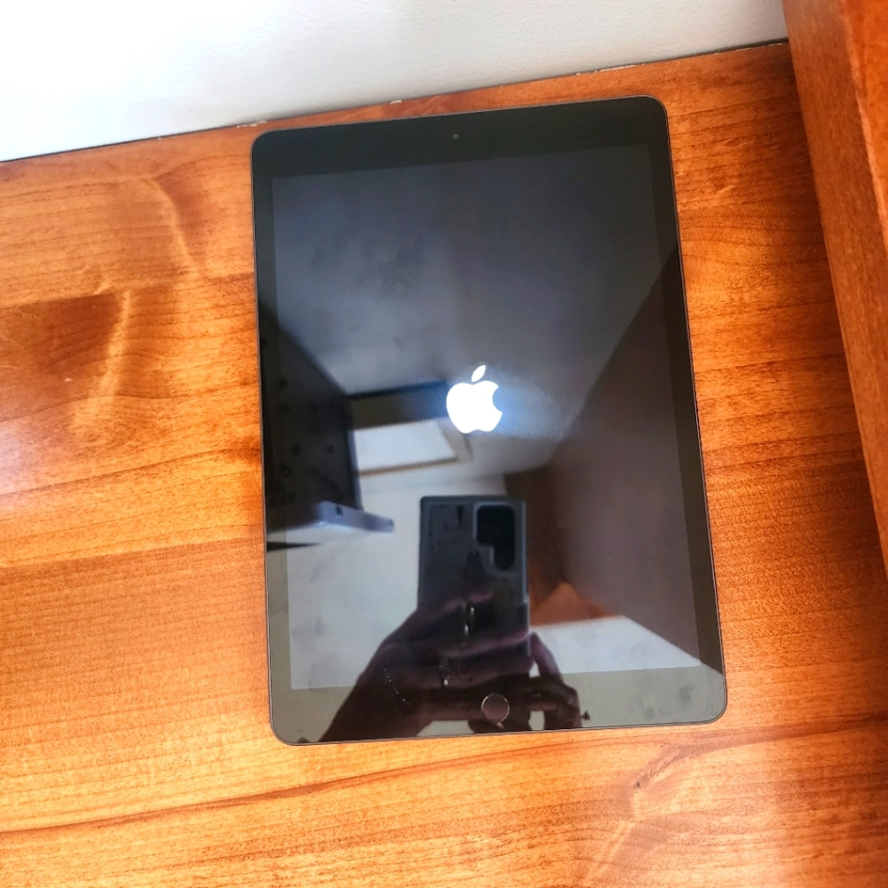 Apple IPAD 2020